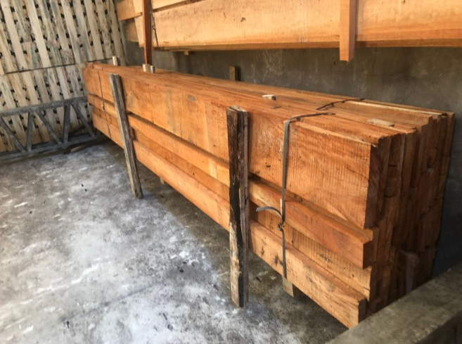 Fabrica de madera para la construcción - Maderera AT